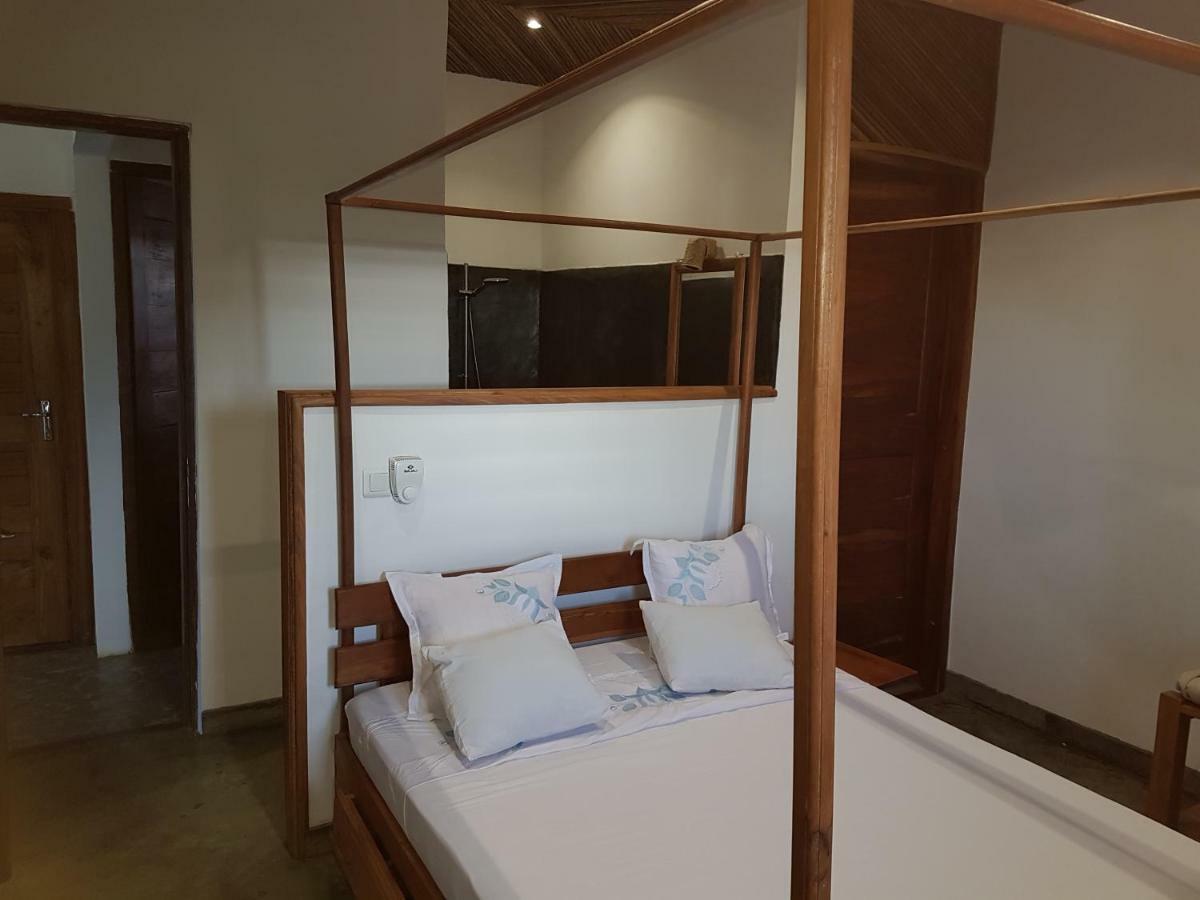 Les Hibiscus Villa Ambondrona  Kültér fotó